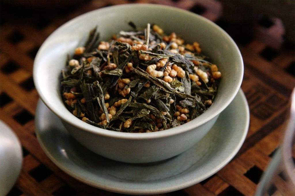 Рисовый чай генмайча: что это, польза и вред, рецепт приготовления