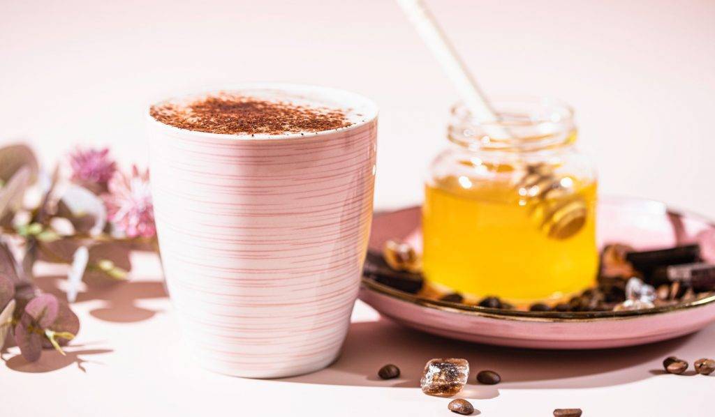 Обертывание с медом и кофе - рецепт процедуры в домашних условиях