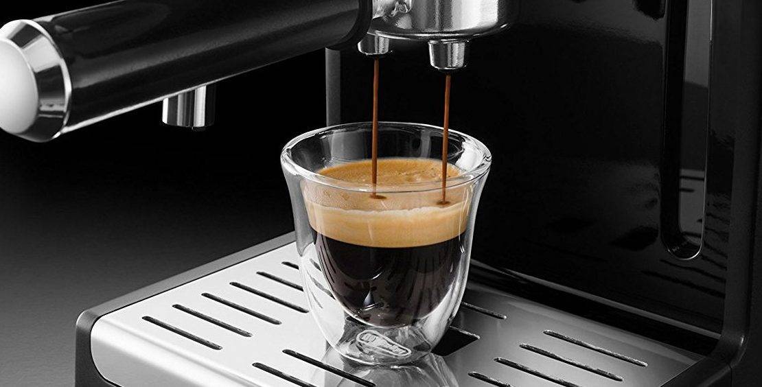 Несколько способов, как удалить накипь в кофемашине delonghi