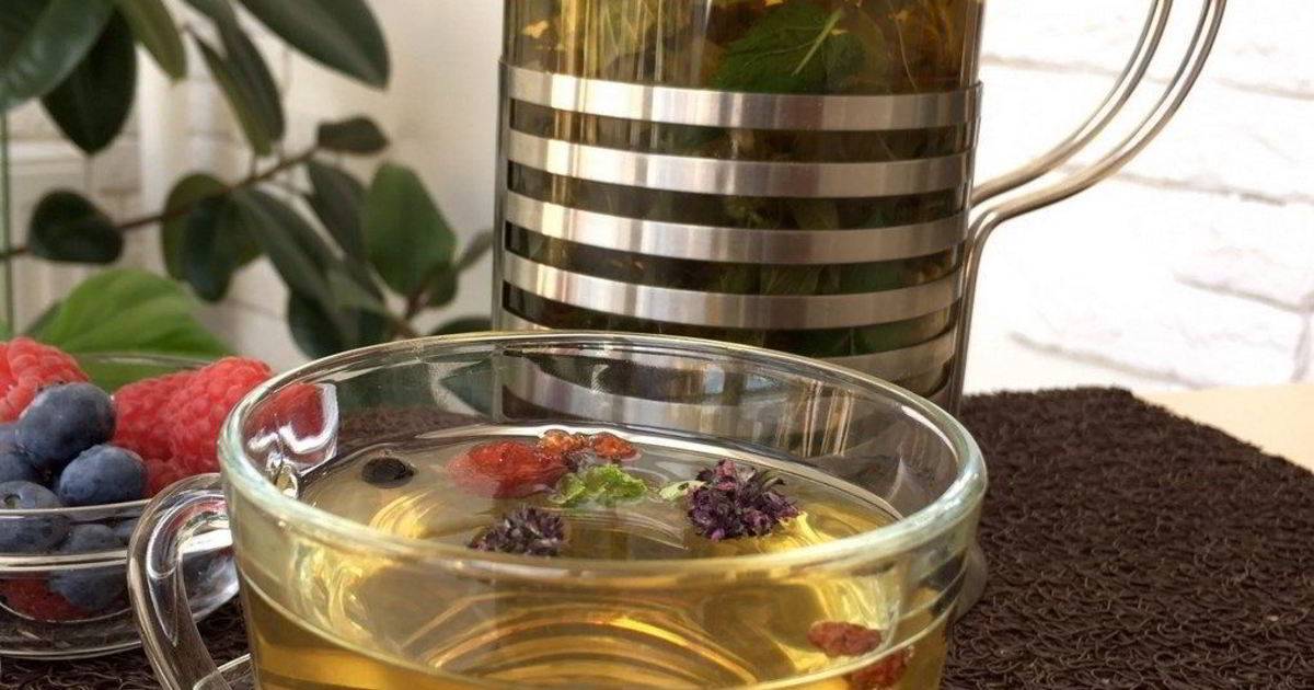 8 волшебных травяных рецептов успокаивающего чая