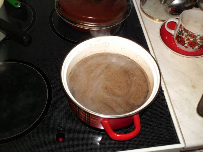 Как варить кофе на плите в кастрюле дома правильно