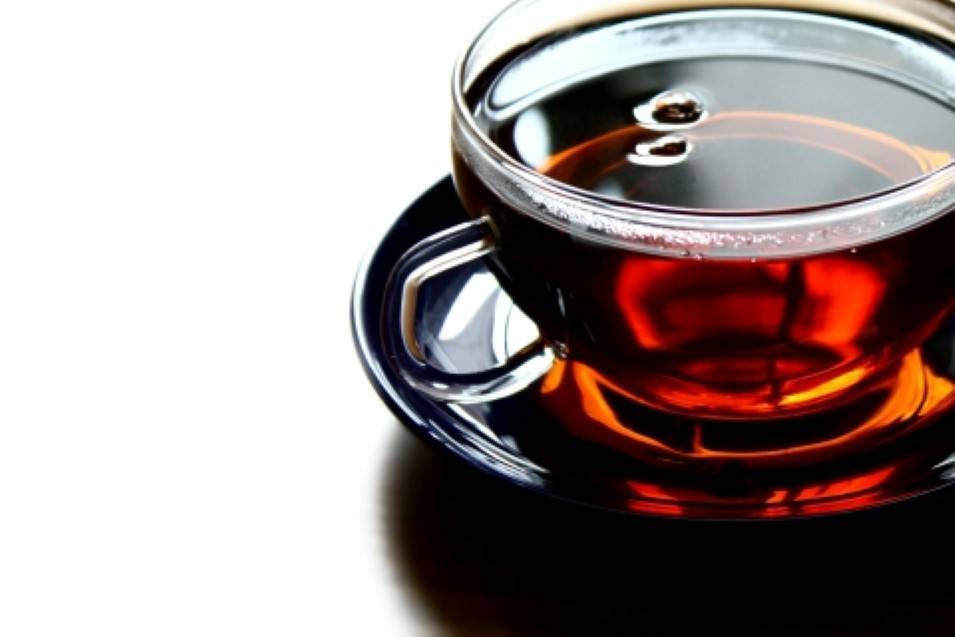 Роль зеленого чая в борьбе с фотостарением,
в стрессоустойчивости, нейропротекции и аутофагии | блог anti-age expert