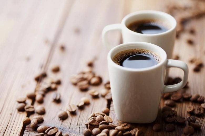 Как правильно пить кофе, способы подачи по этикету