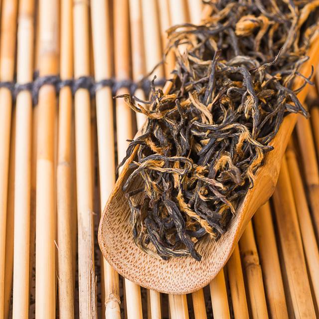 Золотые брови (Цзинь Цзюнь Мэй) – китайский чай элитных сортов