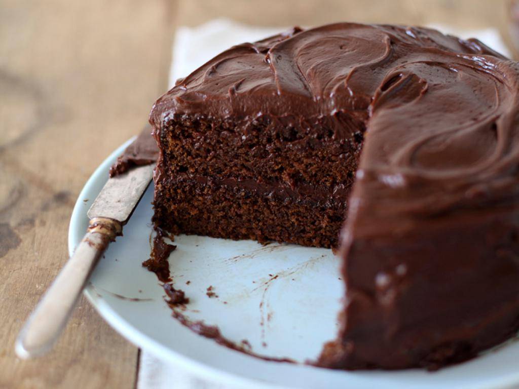 Шоколадный торт со сметанным кремом: рецепты с фото пошагово