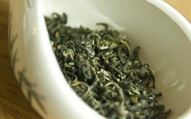 Чай билочунь (изумрудные спирали весны): полезные свойства, как заваривать