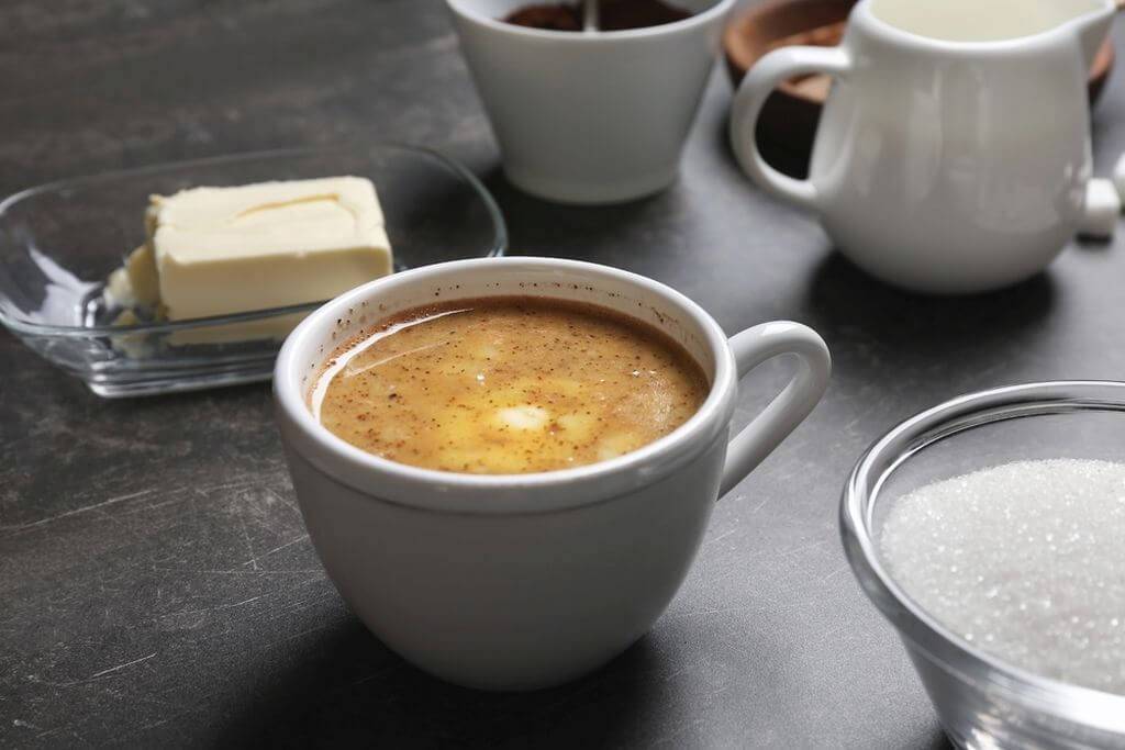 Кофе с маслом, способы приготовления и польза напитка
