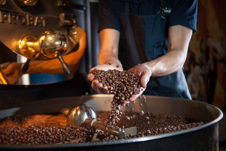 Из чего делают растворимый кофе на самом деле | fresher - лучшее из рунета за день