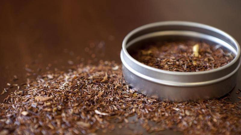 9 полезных свойств чая ройбуш (+состав и как заваривать)