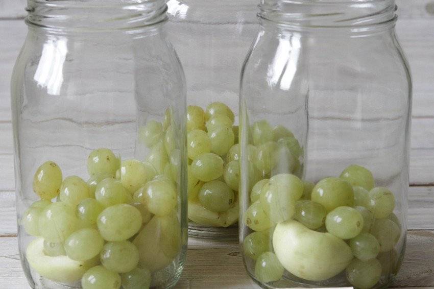 Компот из винограда без стерилизации в 3-х литровой банке на зиму - 8 простых рецептов в домашних условиях