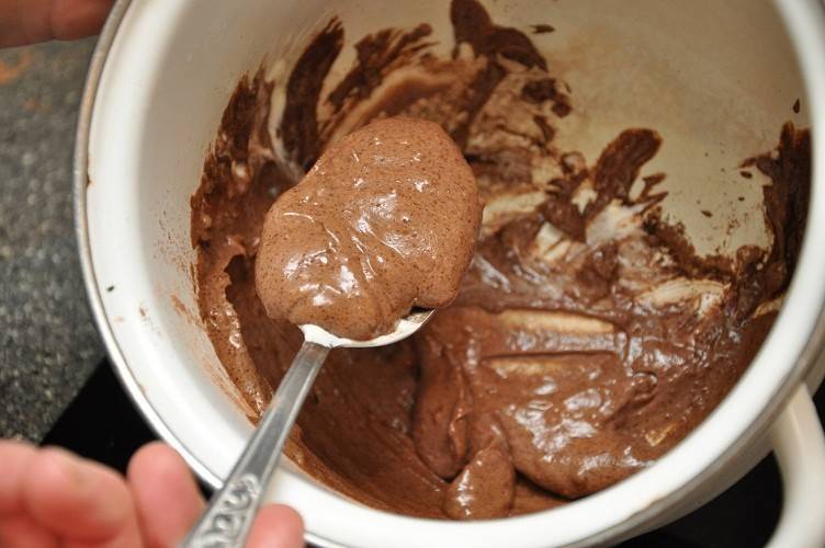 Шоколадная глазурь из какао и молока - 9 пошаговых фото в рецепте