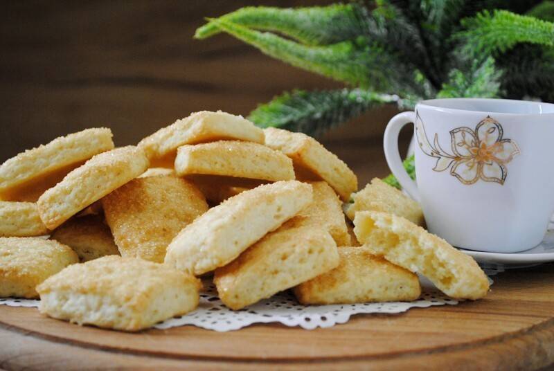 Печенье на сметане: 5 фото-рецептов быстрых вкусняшек к чаю