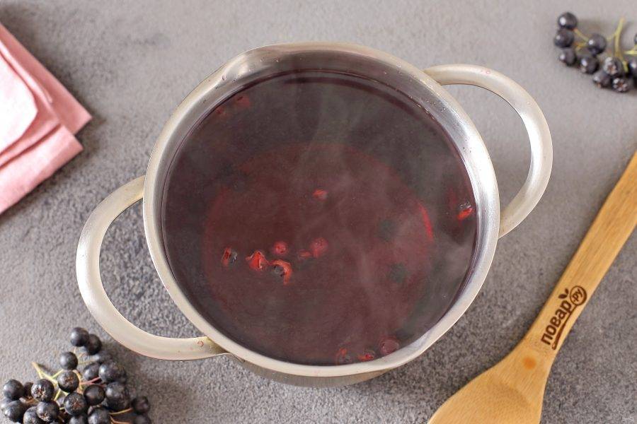 Настойка из черноплодной рябины в домашних условиях – 16 рецептов на самогоне, водке, коньяке