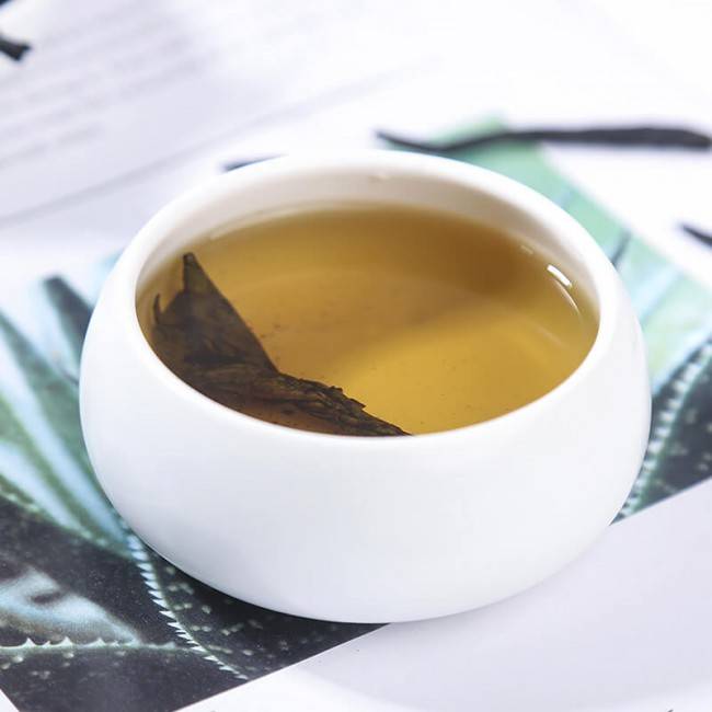 Кудин: полезные свойства китайского чая, как правильно заваривать, польза и вред, противопоказания, как пить, горькая слеза, зеленый для похудения, иглы кудина