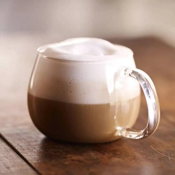 Полезно ли пить кофе с добавлением молока