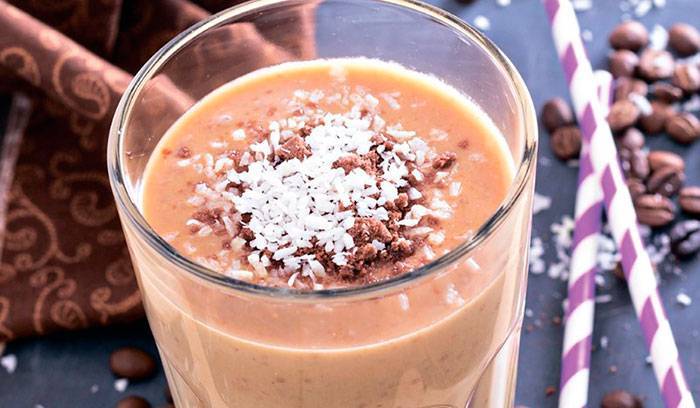 5 лучших рецептов кофе с кокосовым молоком