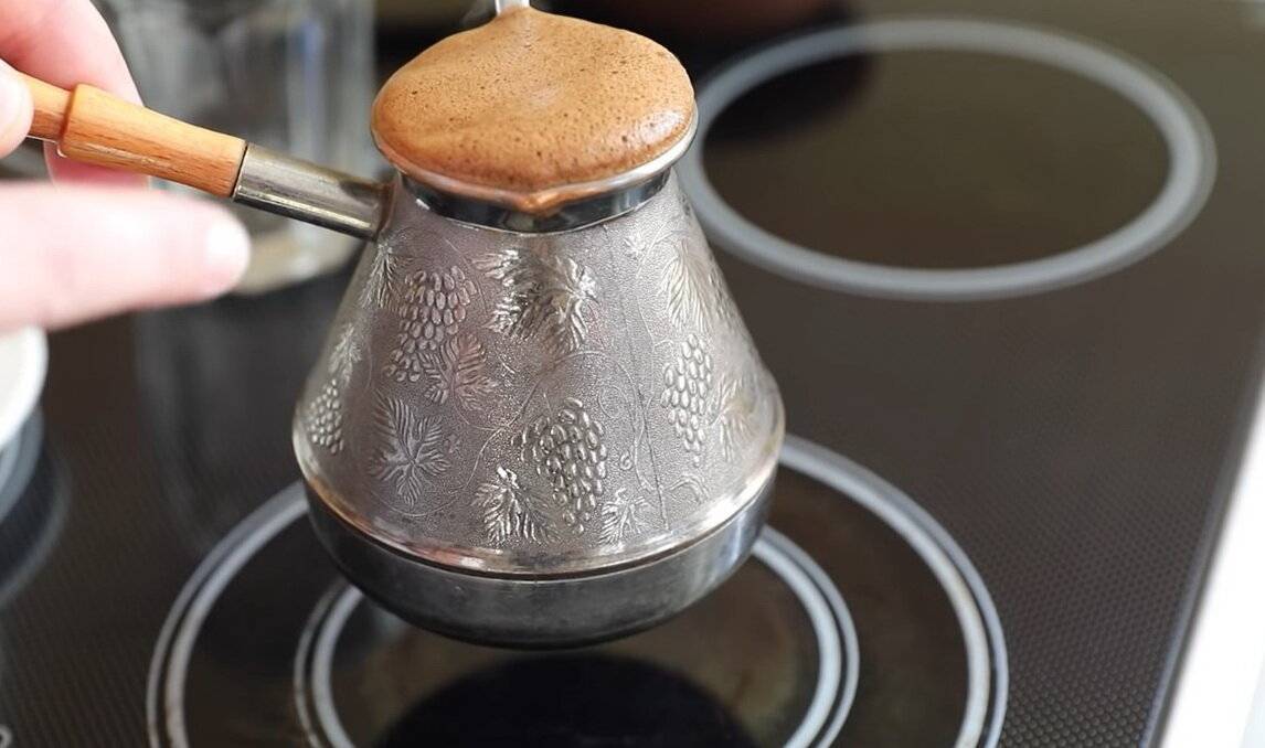 Как сварить кофе в турке с пенкой или приготовить растворимый