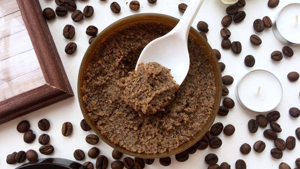 Кофейный скраб – простое и эффективное средство от целлюлита