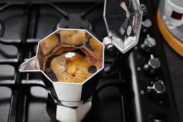 Почему плохо работает гейзерная кофеварка, устранение неполадок