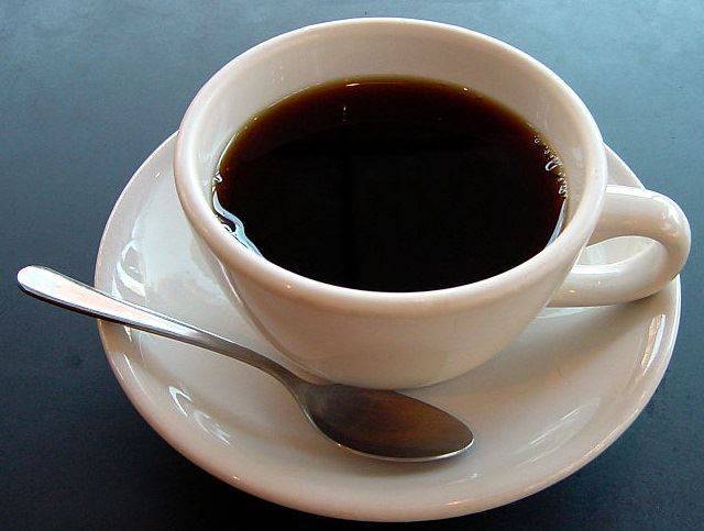Сколько калорий в 1 ложке кофе (чайной и столовой) - food-wiki.ru
