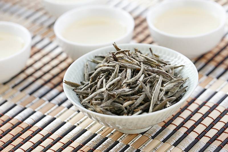Бай му дань, полезные свойства белого китайского чая
