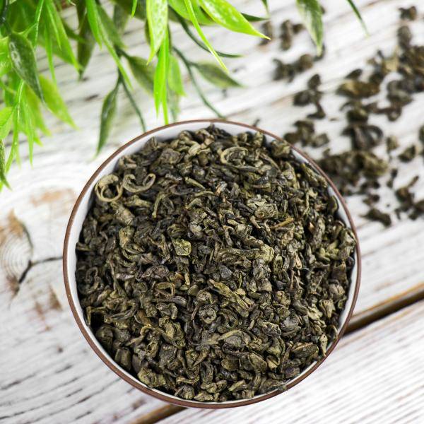 Зеленый чай ганпаудер: полезные свойства, противопоказания, как заварить