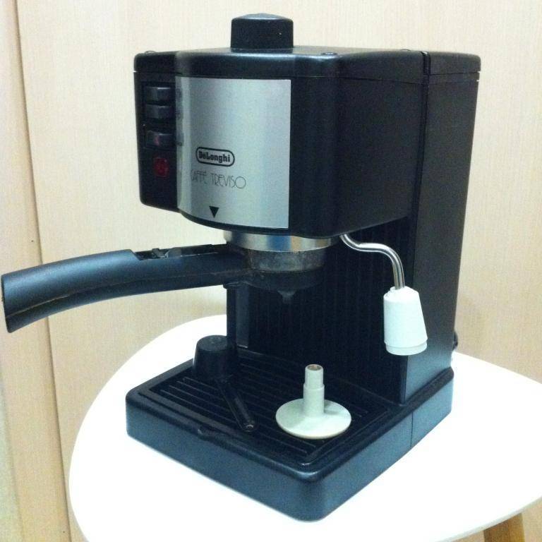 Обзор рожковых кофеварок фирмы de’longhi. сравнительные характеристики популярных моделей