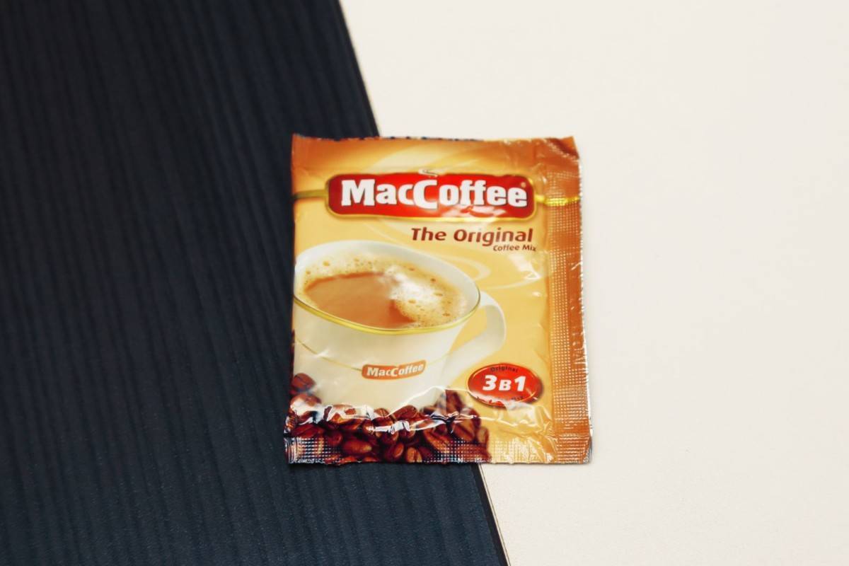 Кофе 3в1 пакетик. Кофе 3 в 1 в пакетиках MACCOFFEE. Состав кофе в пакетиках Маккофе 3 в 1. Упаковка кофе 3 в 1 MACCOFFEE. Маккофе 3 в 1 вкусы.