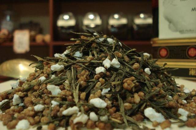 Рисовый чай генмайча: что это, польза и вред, рецепт приготовления | baikalstom.ru