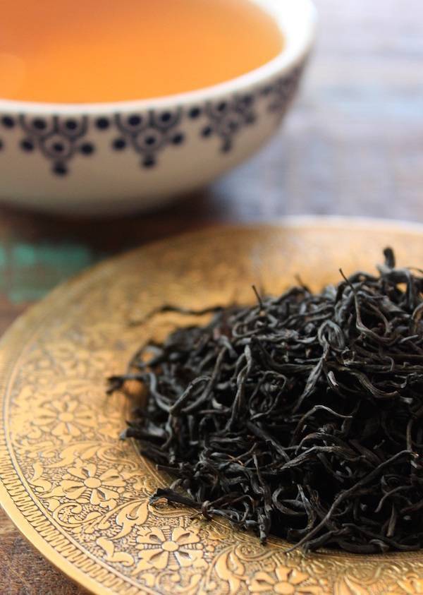 Лапсанг Сушонг – полезные свойства, вкус и как заваривать копченый чай