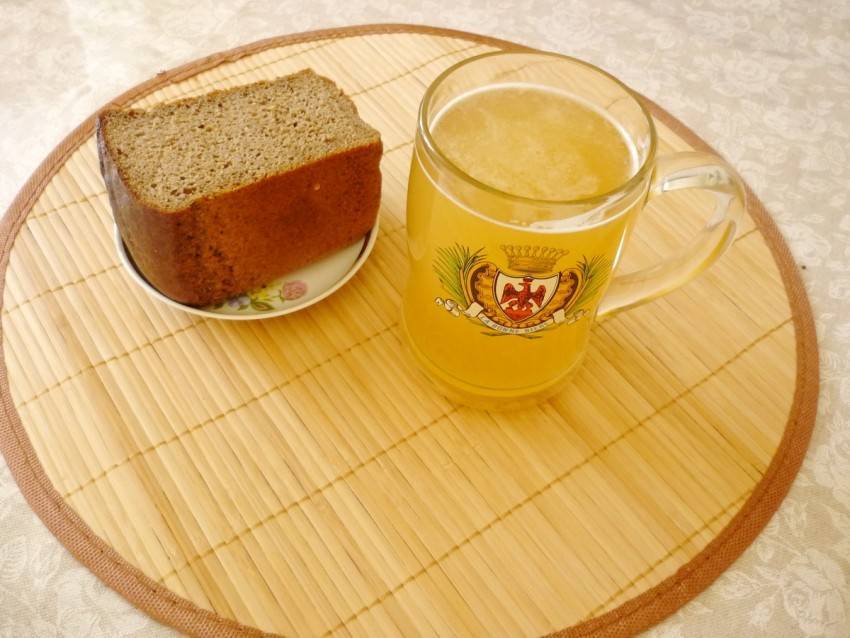 Как приготовить хлебный квас в домашних условиях — 5 рецептов домашнего кваса