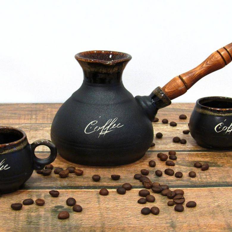 Как выбрать турку для кофе: плюсы и минусы разных видов