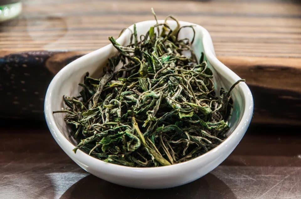 Как заваривать китайский зеленый чай хуаншань маофэн