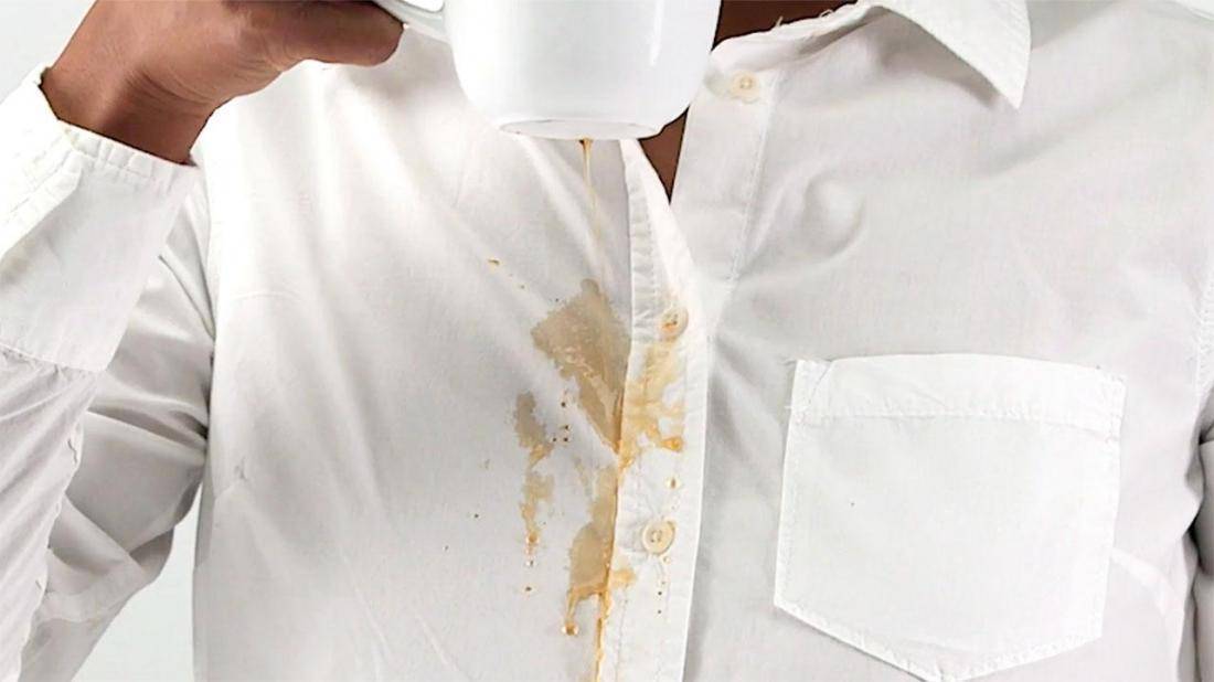 Как отстирать кофе с белой и цветной одежды, чем вывести свежие и застарелые пятна, как выбрать эффективное средство