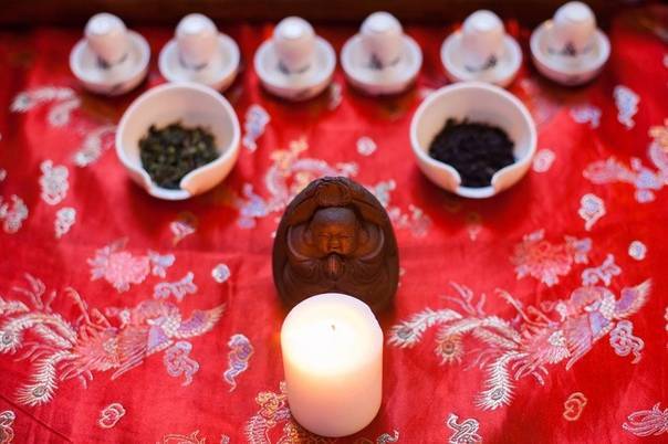 7 традиций чайной церемонии в китае: порядок заваривания, выбор посуды, воды, музыки, темы разговоров, специальный интерьер, благодарности чаю