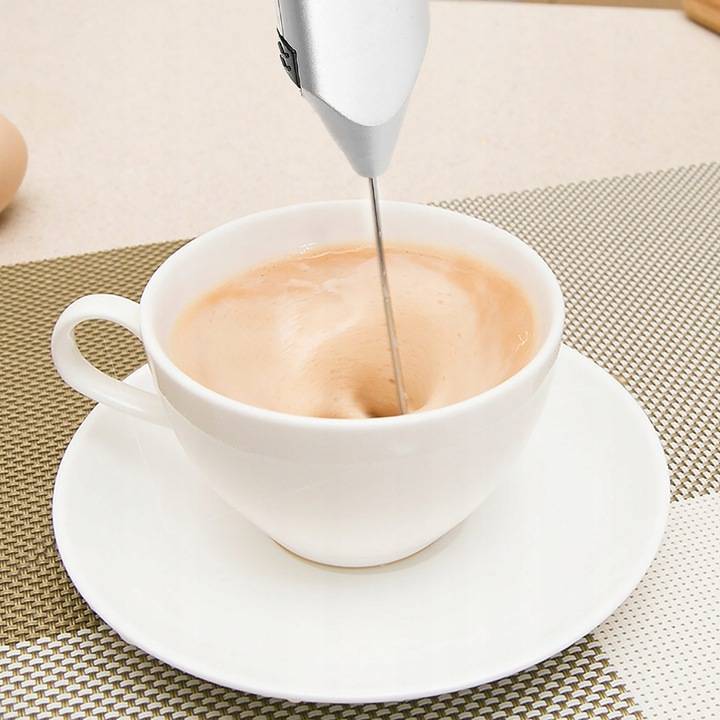 Как правильно взбивать молоко для капучино | кофеварка