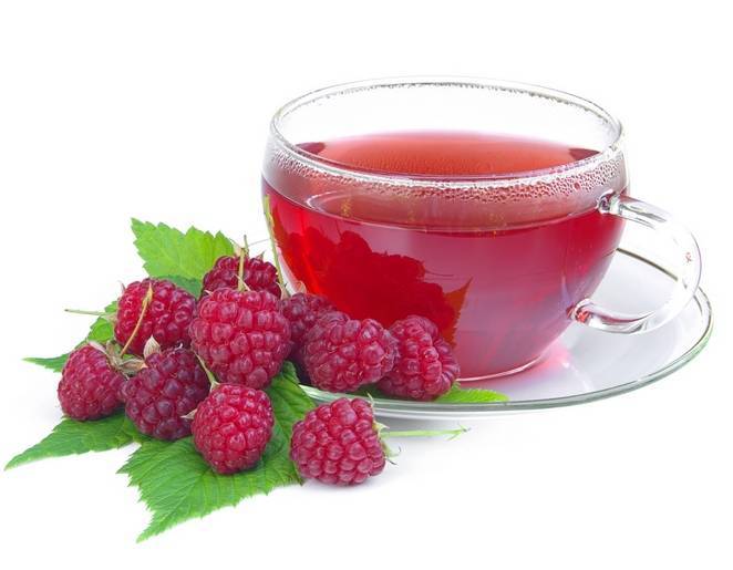 Можно ли чай с малиной при температуре детям, взрослым, беременным? малина понижает или повышает температуру тела? можно ли при температуре ягоды малины, морс из малины, чай с листьями малины?