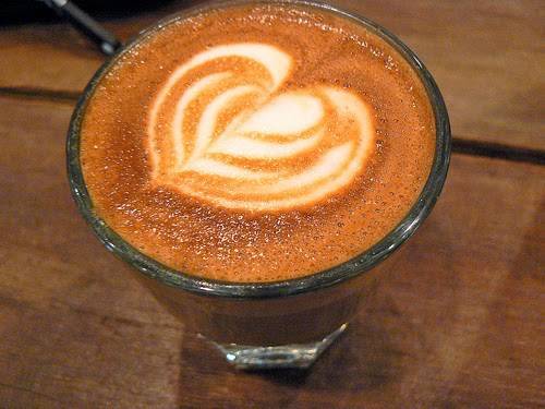 Кофе кортадо: тонкости приготовления и подачи
