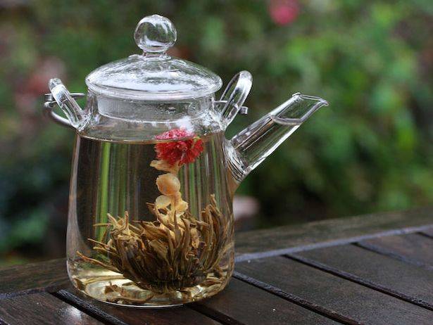 Связанный чай — распускается как цветок