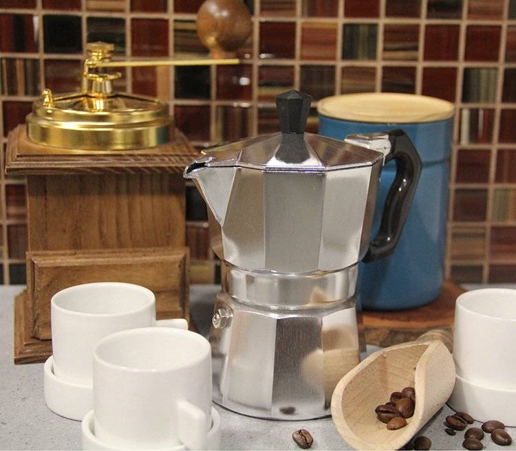 Гейзерная кофеварка, рейтинг лучших моделей, как выбрать для дома
